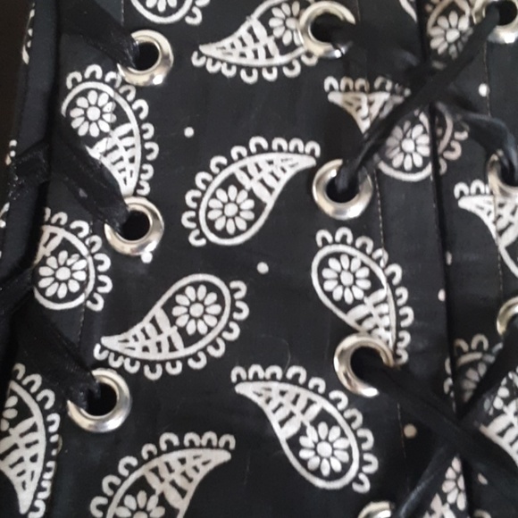 Corsette Belt - Picture 3 of 4